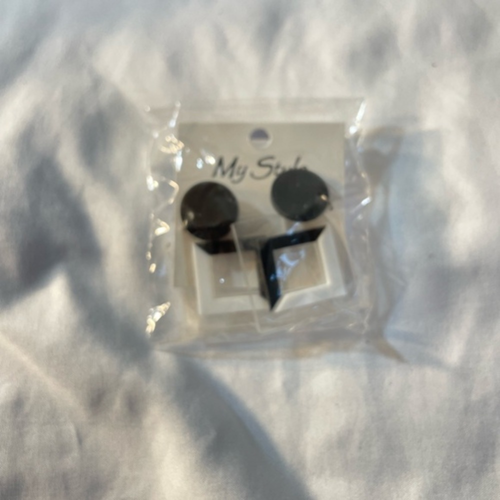 COPY - Black and white earrings